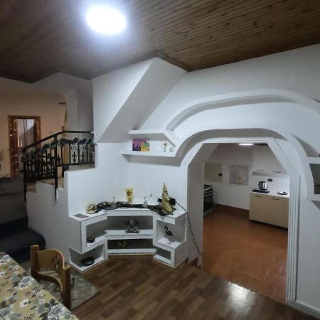 Tirana Traditional Home 외부 사진